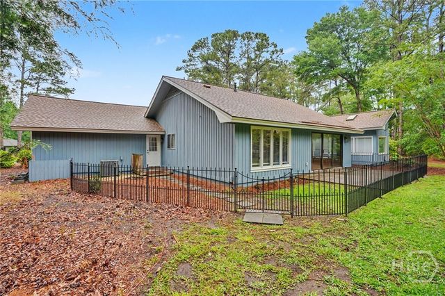 14 Hemingway Drive, Savannah, GA 31411