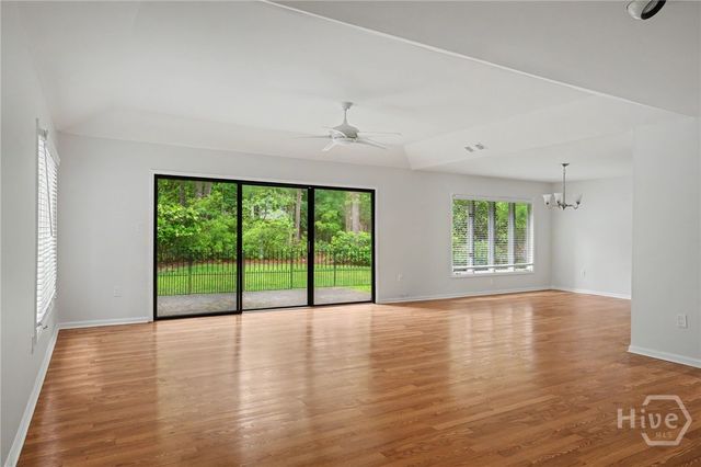 14 Hemingway Drive, Savannah, GA 31411