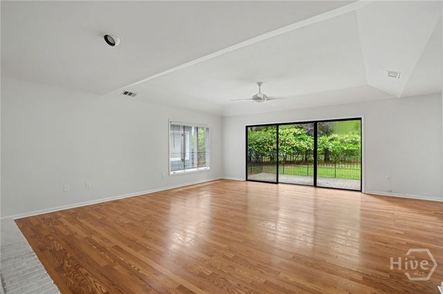 14 Hemingway Drive, Savannah, GA 31411