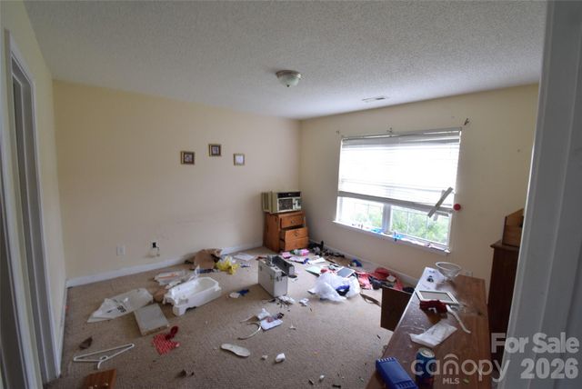 633 Overlook Road, Lowell, NC 28098