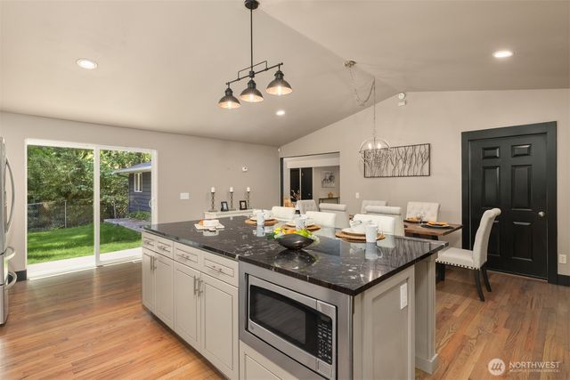 14320 177th Avenue SE, Renton, WA 98059
