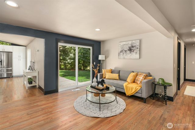 14320 177th Avenue SE, Renton, WA 98059