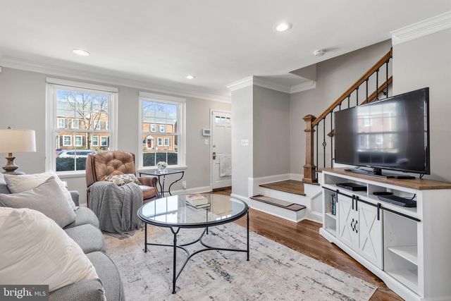 2906 S BUCHANAN ST, Arlington, VA 22206