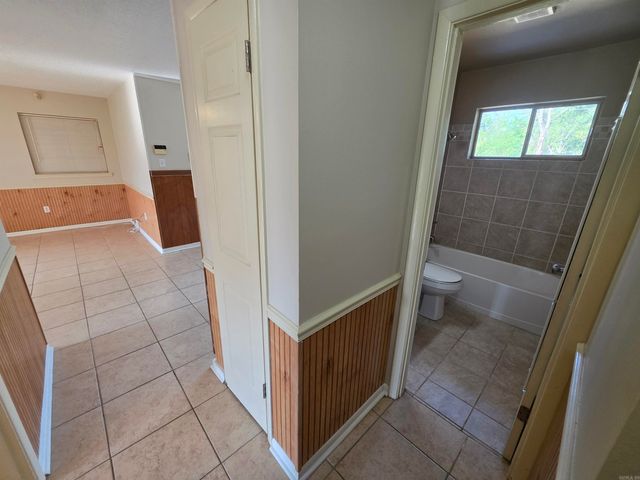 415 S Center, Conway, AR 72034