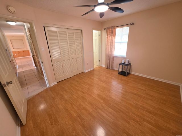 415 S Center, Conway, AR 72034