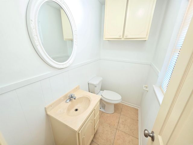 415 S Center, Conway, AR 72034