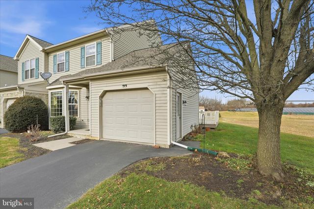 135 BRIDLE PATH, New Holland, PA 17557