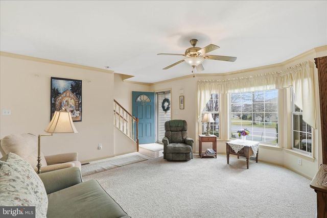 135 BRIDLE PATH, New Holland, PA 17557