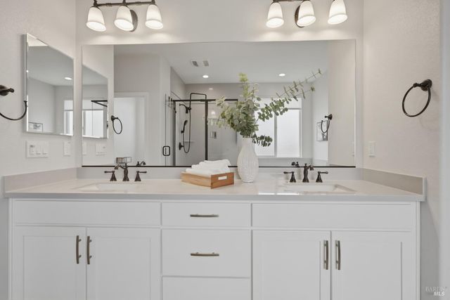 1525 Gulf Dr, Fairfield, CA 94533