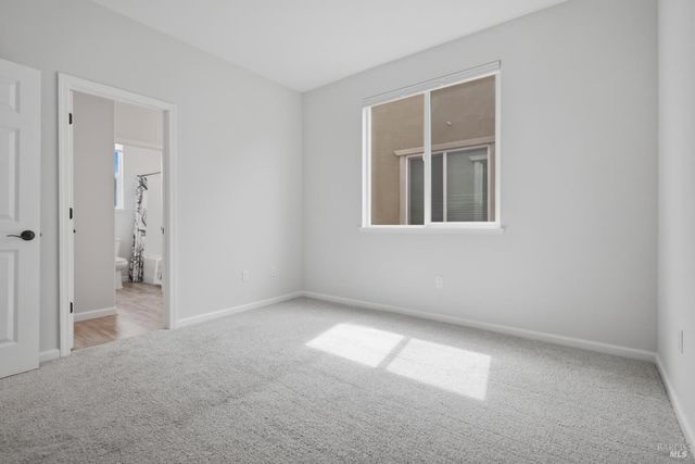 1525 Gulf Dr, Fairfield, CA 94533