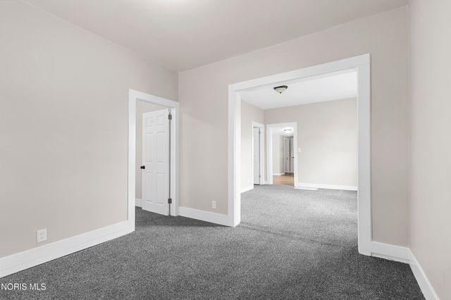 911 Vinton Street, Toledo, OH 43609