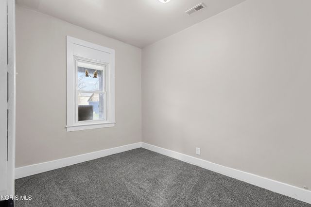 911 Vinton Street, Toledo, OH 43609