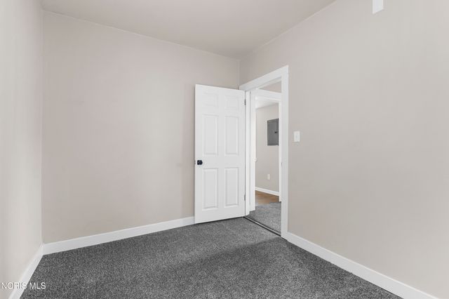 911 Vinton Street, Toledo, OH 43609