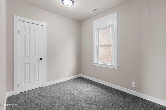 911 Vinton Street, Toledo, OH 43609