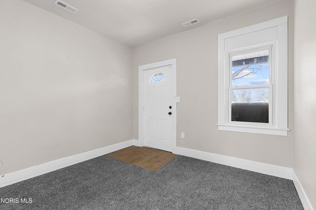 911 Vinton Street, Toledo, OH 43609