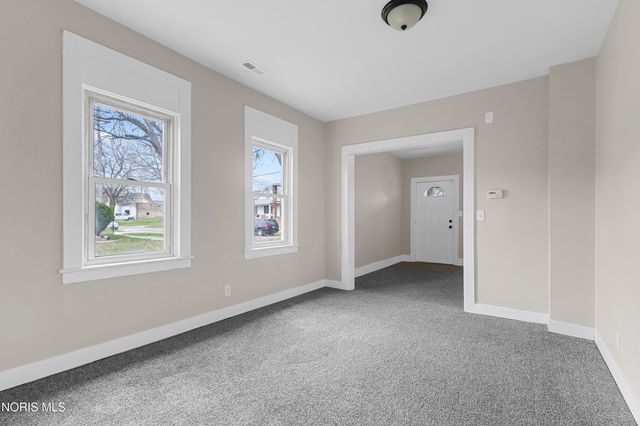911 Vinton Street, Toledo, OH 43609