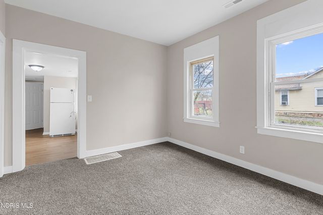 911 Vinton Street, Toledo, OH 43609
