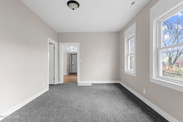 911 Vinton Street, Toledo, OH 43609