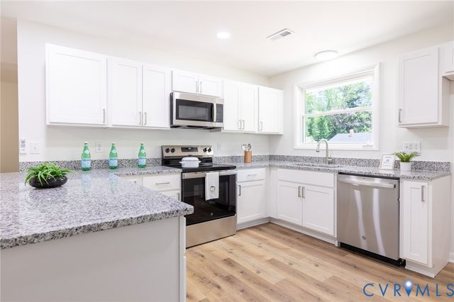 2046 Colston St, Petersburg, VA 23805