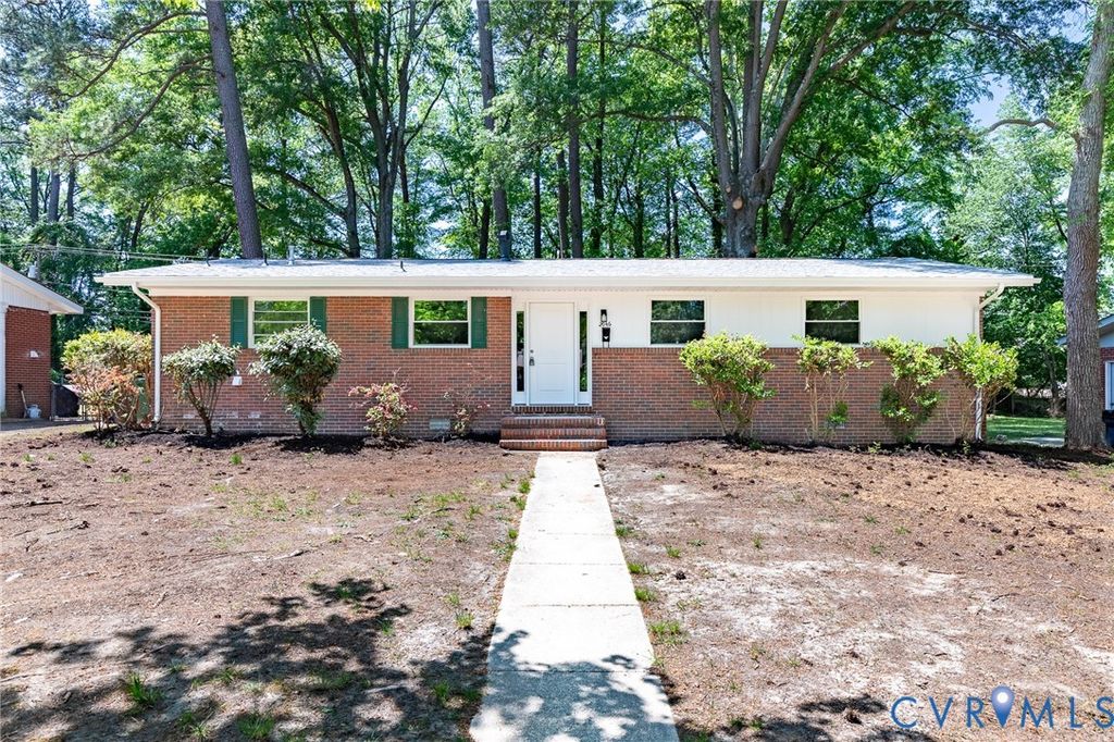 2046 Colston St, Petersburg, VA 23805