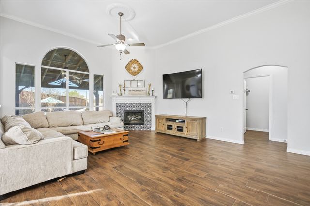 8825 Arbor Creek Lane, Mckinney, TX 75072