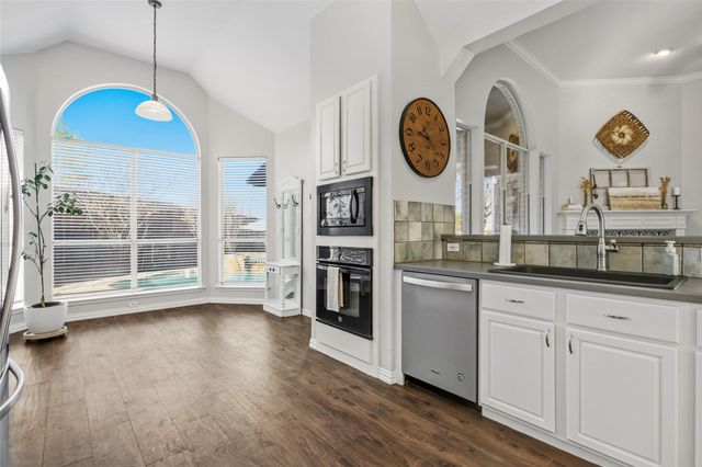 8825 Arbor Creek Lane, Mckinney, TX 75072