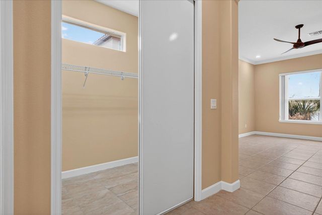 13 New Oak Leaf Dr, Palm Coast, FL 32137