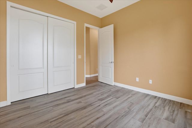 13 New Oak Leaf Dr, Palm Coast, FL 32137