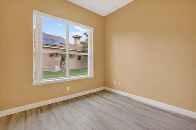 13 New Oak Leaf Dr, Palm Coast, FL 32137