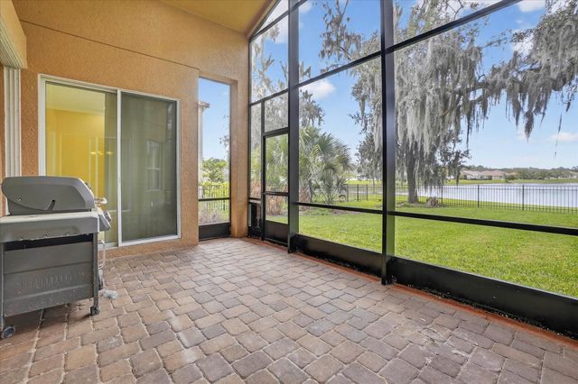 13 New Oak Leaf Dr, Palm Coast, FL 32137