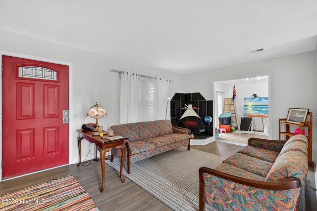 4810 W Lord Byron Road, Wilmington, NC 28405