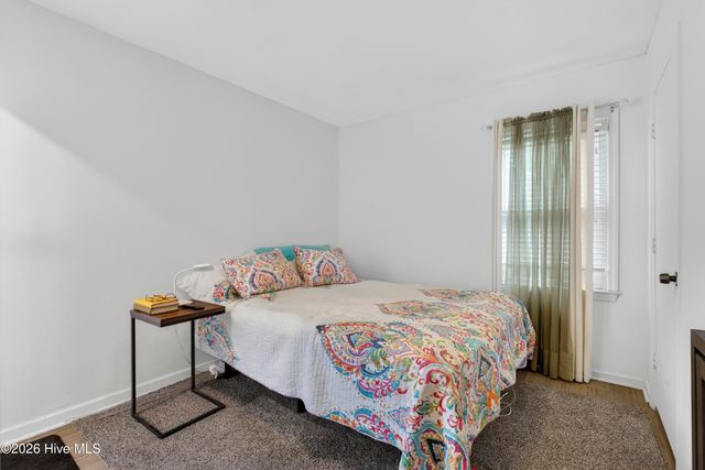 4810 W Lord Byron Road, Wilmington, NC 28405
