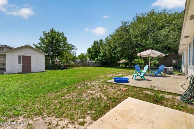 4810 W Lord Byron Road, Wilmington, NC 28405
