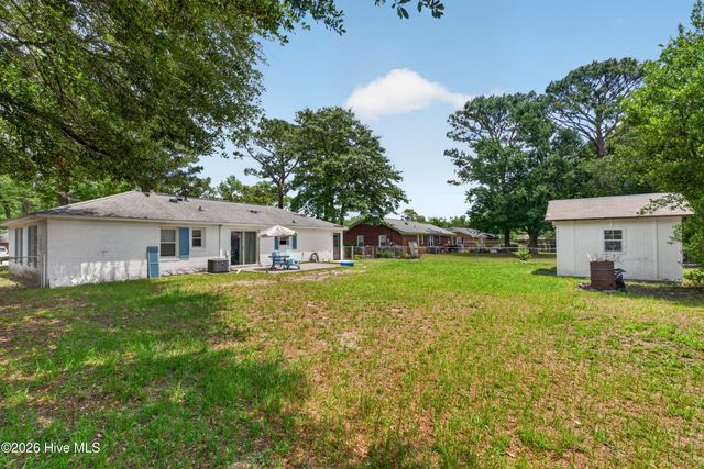 4810 W Lord Byron Road, Wilmington, NC 28405