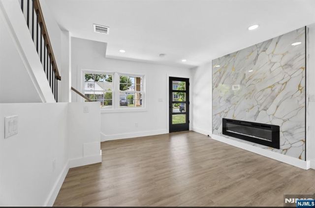 8 Annette Terrace, Lodi, NJ 07544