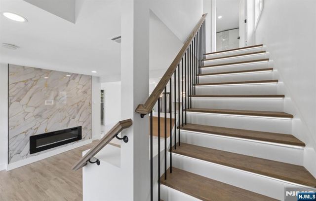 8 Annette Terrace, Lodi, NJ 07544