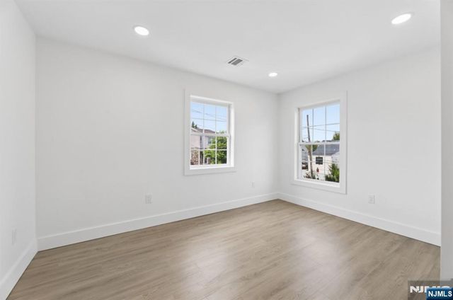 8 Annette Terrace, Lodi, NJ 07544