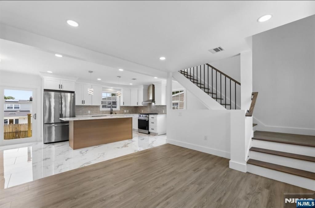 8 Annette Terrace, Lodi, NJ 07544