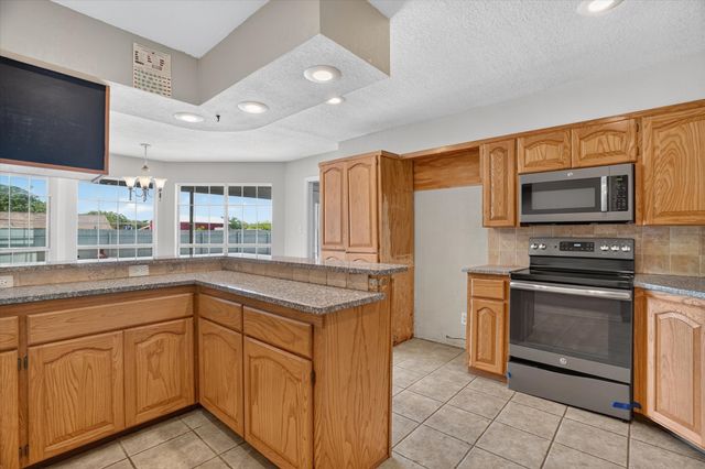 3520 Old Dennis Road, Weatherford, TX 76087