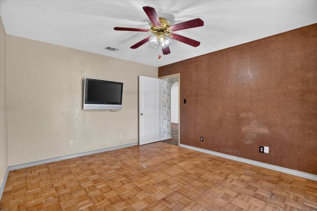 3520 Old Dennis Road, Weatherford, TX 76087