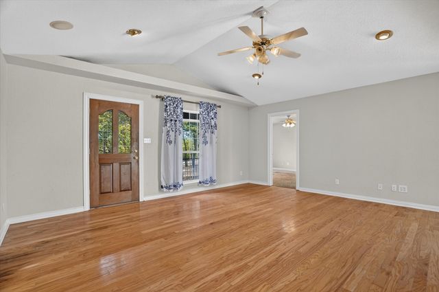 3520 Old Dennis Road, Weatherford, TX 76087