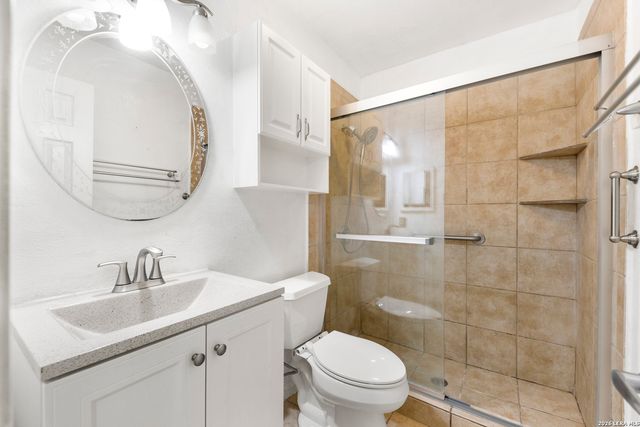 7111 Comanche Ridge Drive, Converse, TX 78109