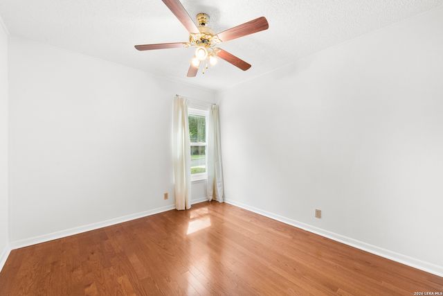 7111 Comanche Ridge Drive, Converse, TX 78109