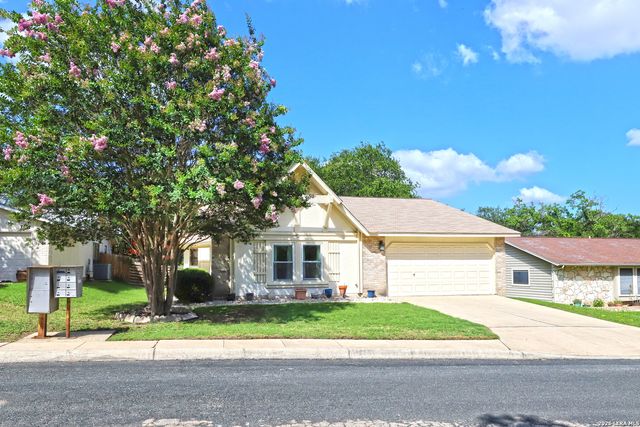 7111 Comanche Ridge Drive, Converse, TX 78109