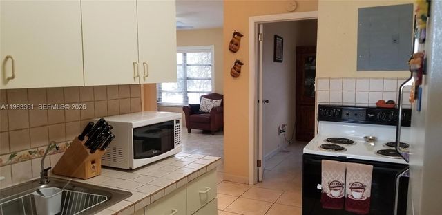 2787 SW 34th Ct 0, Miami, FL 33133