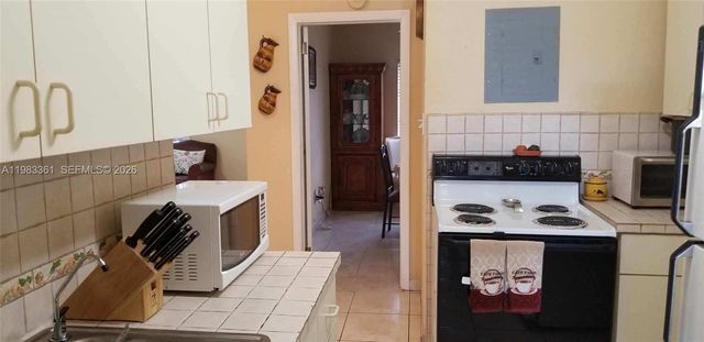 2787 SW 34th Ct 0, Miami, FL 33133