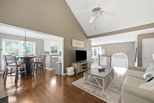 3787 Seasons Drive NW, Acworth, GA 30101