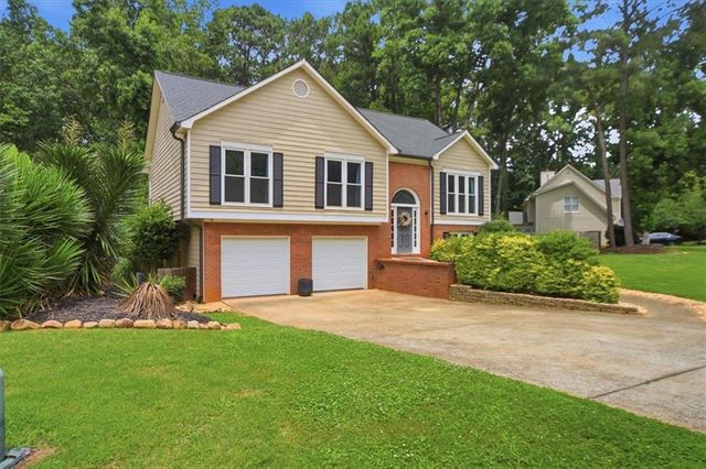 3787 Seasons Drive NW, Acworth, GA 30101