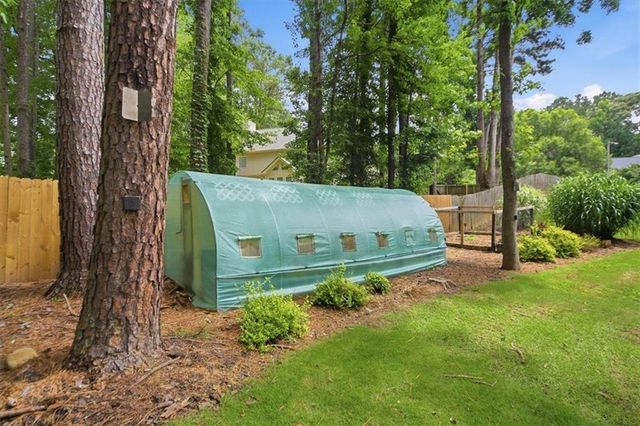 3787 Seasons Drive NW, Acworth, GA 30101