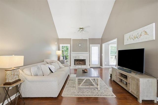 3787 Seasons Drive NW, Acworth, GA 30101